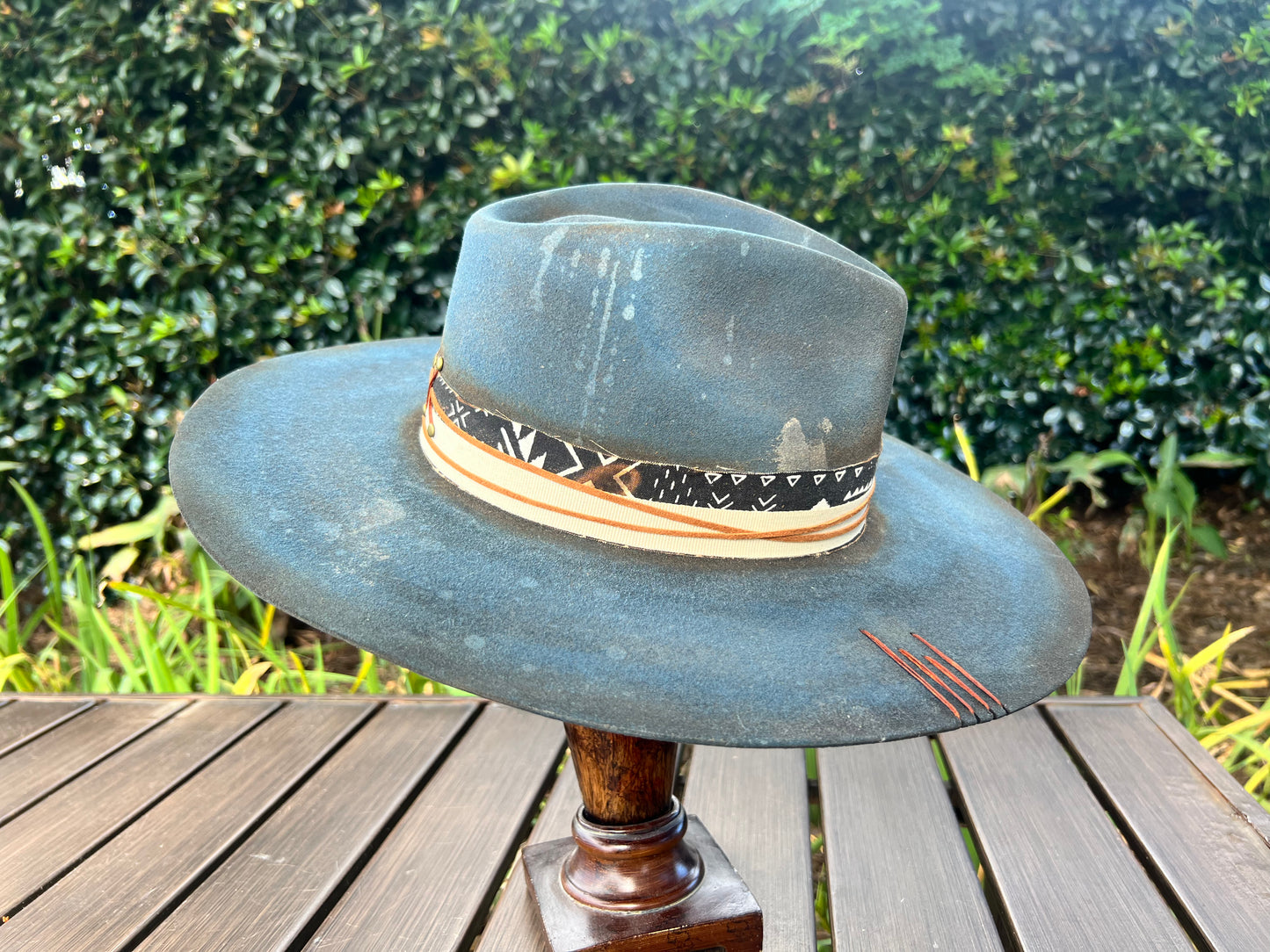 Black & Blue | Flat Brim