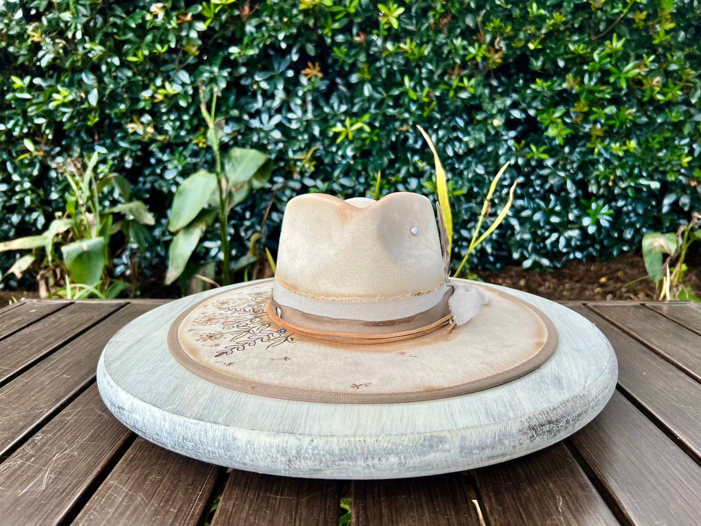 Ivory Wildflowers | Flat Brim