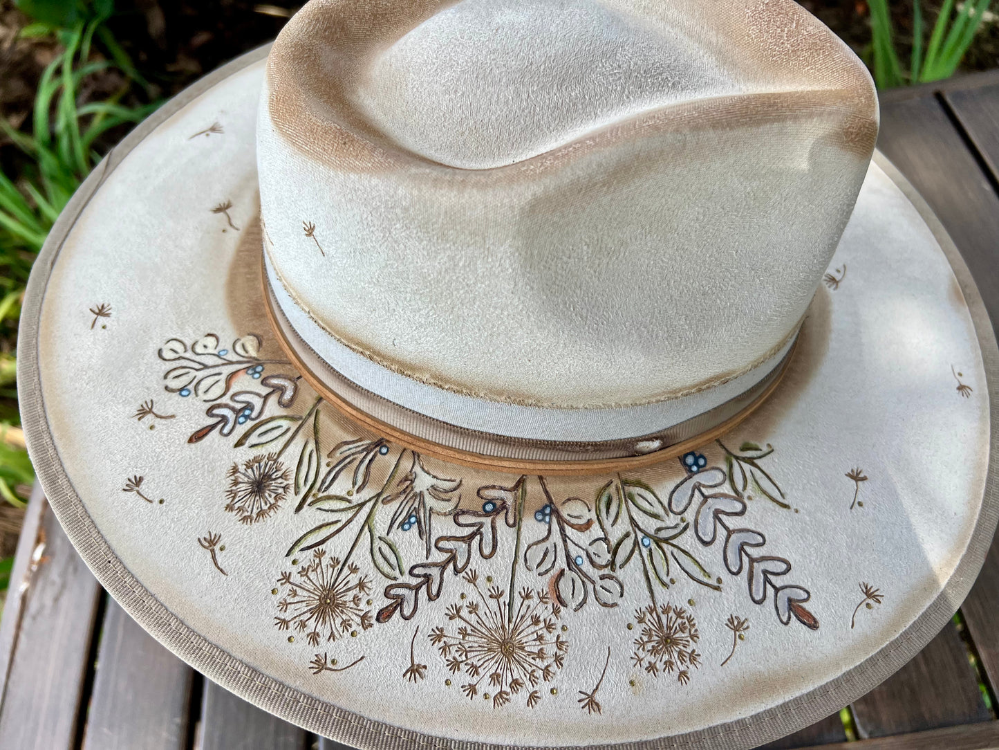 Ivory Wildflowers | Flat Brim